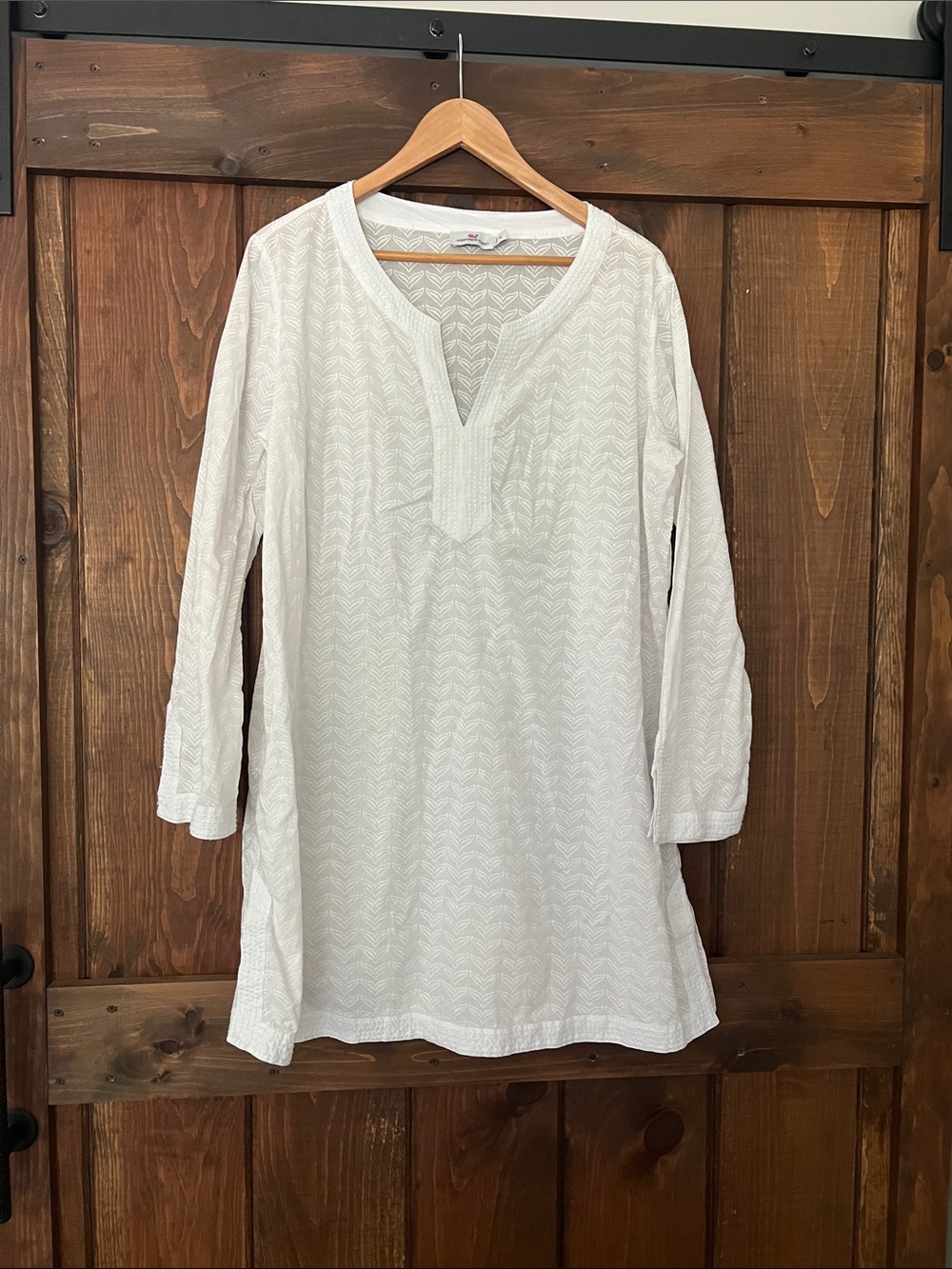 Vineyard Vines White Dress/Cover- Up